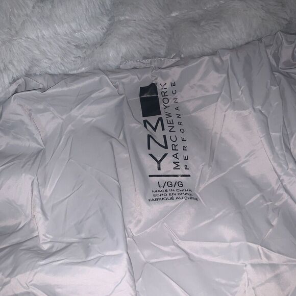 Women's Light Gray faux fur puffer jacket by Andrew Marc, size L spring wear - Picture 4 of 16